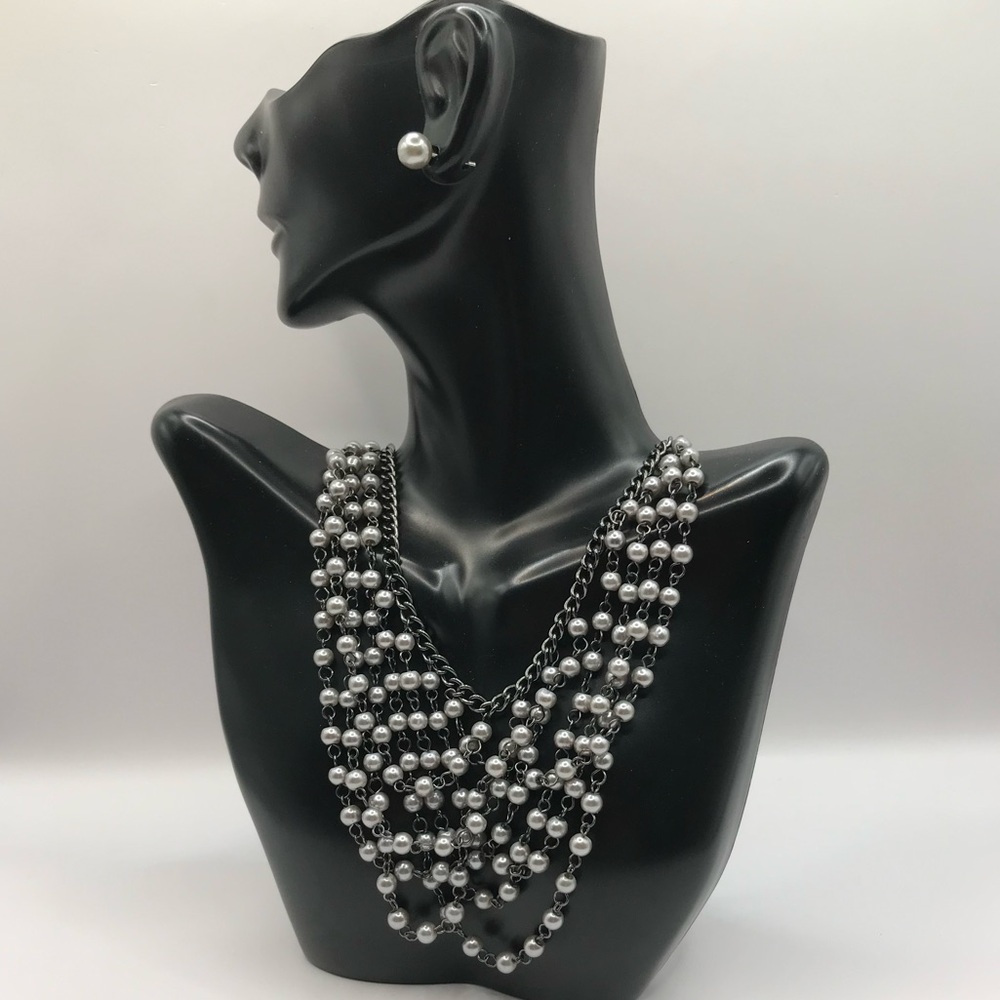 Black & Grey Faux Pearl Bib Necklace and Earrings Set - Picture 2 of 8